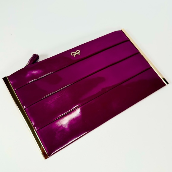 Anya Hindmarch Patent Leather Enamel Pleated Clutch Party Zip Bag in Purple - Picture 3 of 10